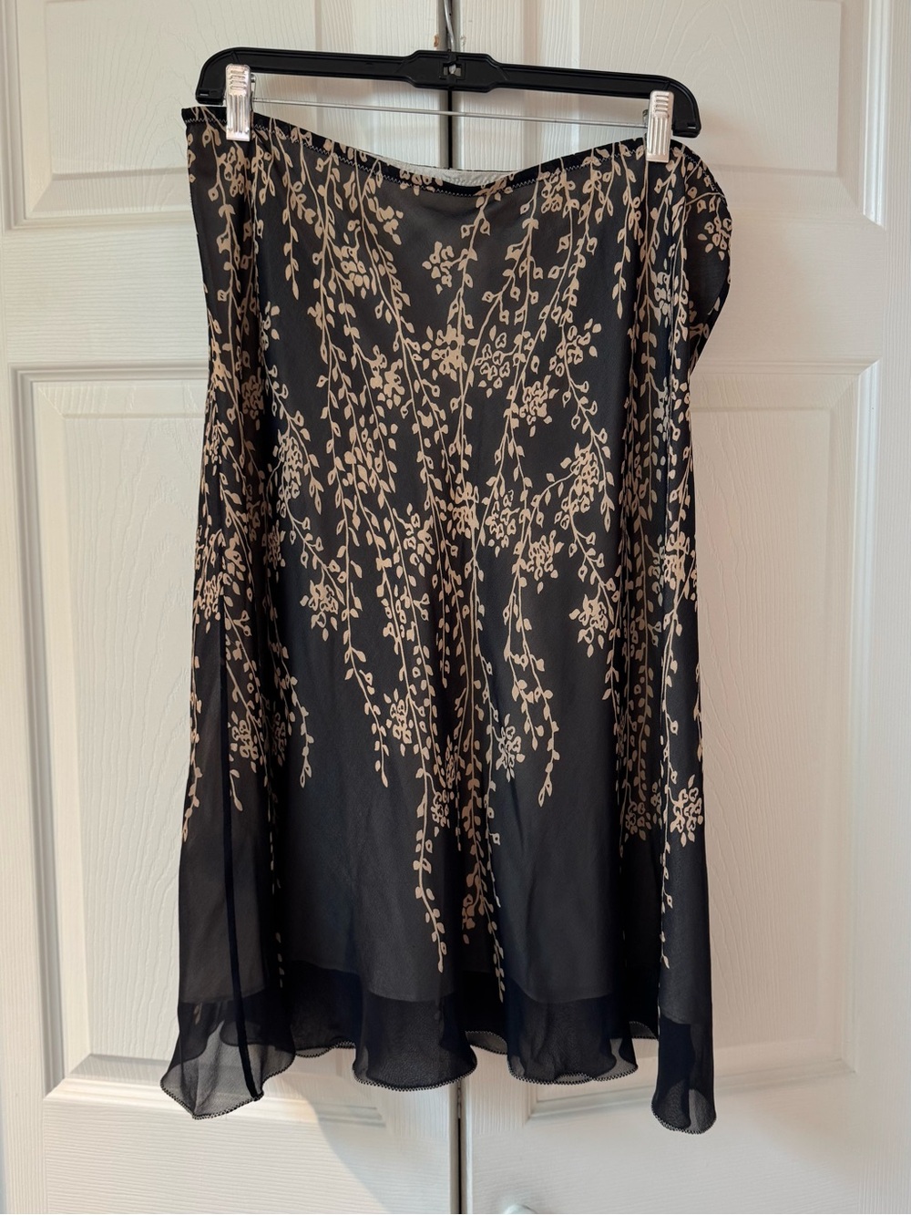 Max Studio black floral silk skirt